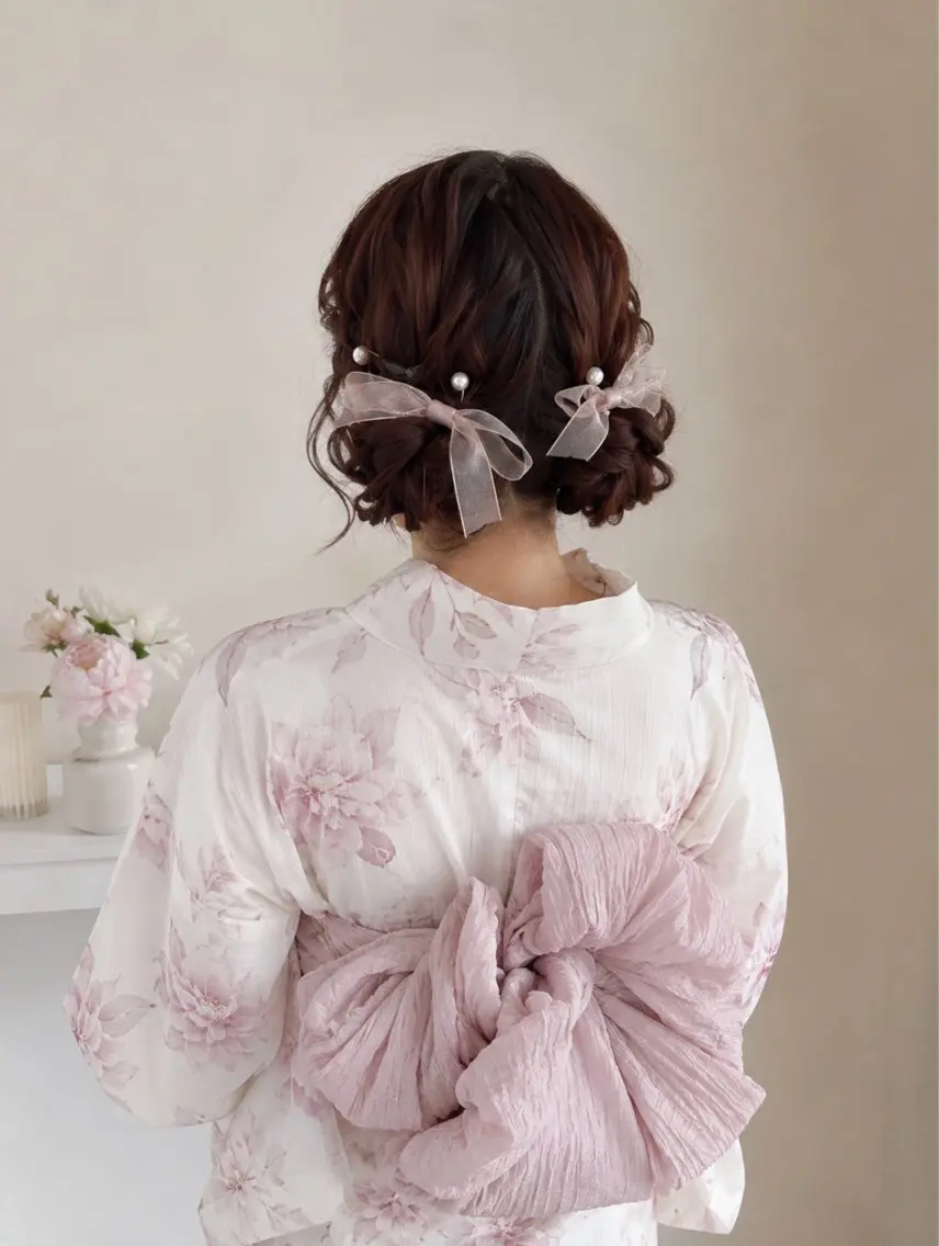 ヘアアレンジ お団子ヘア 浴衣 muu.表参道 hidemiのネイルデザイン