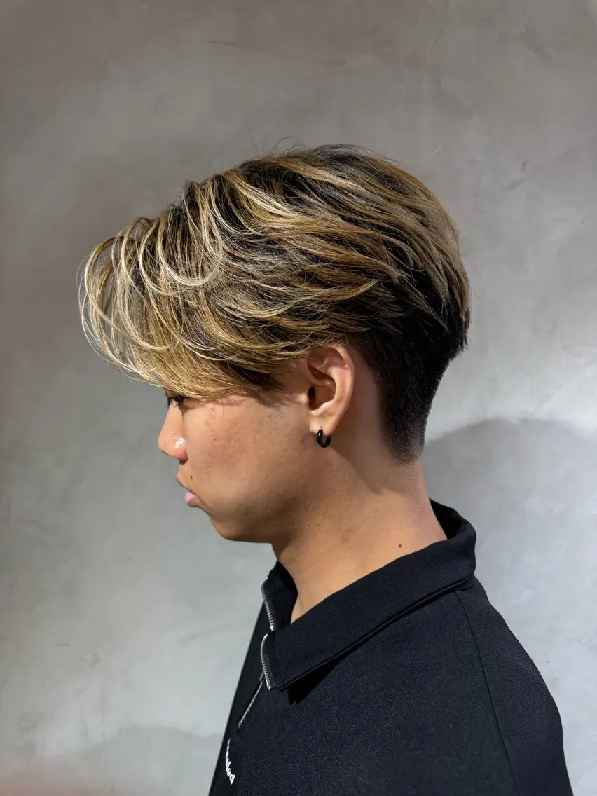 ショート パーマ メンズ センターパート メンズパーマ ニュアンスパーマ 横浜/レイヤー/ カネコのヘアスタイル