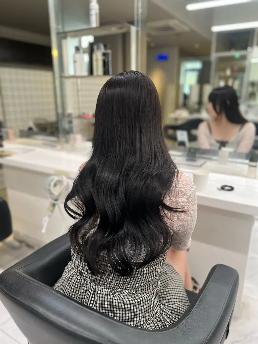 ロング カラー ヘアアレンジ ヘアカラー トリートメント ヘッドスパ ヘアセット 💍透明感×韓流ハイ トーン💍RYUTAのヘアスタイル