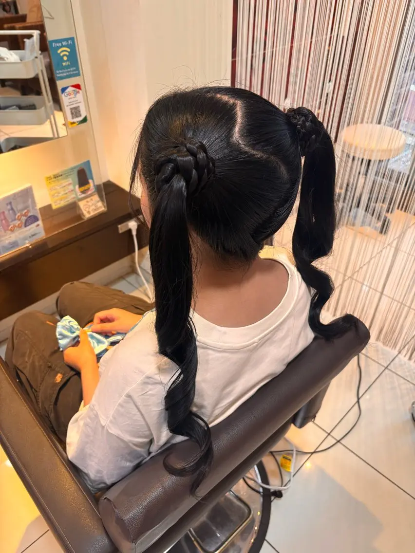 ロング ヘアアレンジ ヘア&メイク💄 TAIKIのヘアスタイル