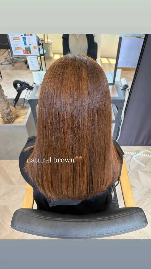 ヘアカラー 入里 彩心のヘアスタイル