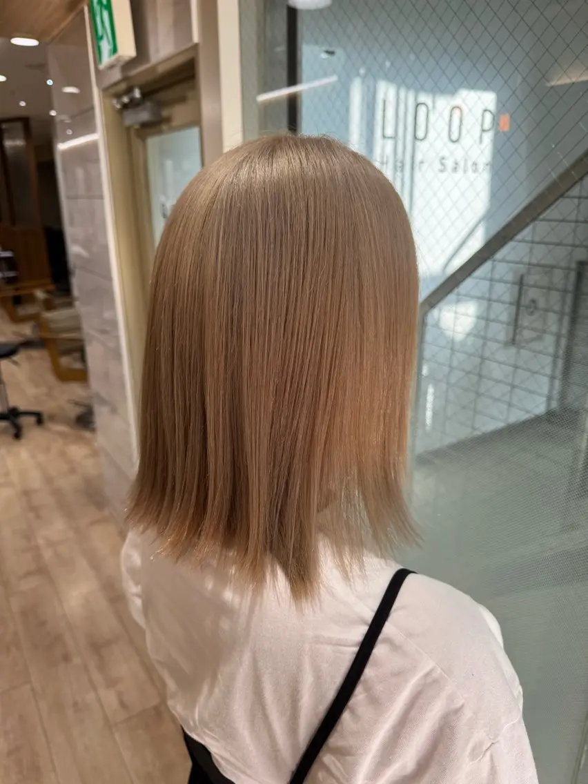 ミディアム カラー ブリーチ ハイトーンカラー カット ヘアカラー トリートメント ✨髪質改善美容師 永森祥太✨のヘアスタイル