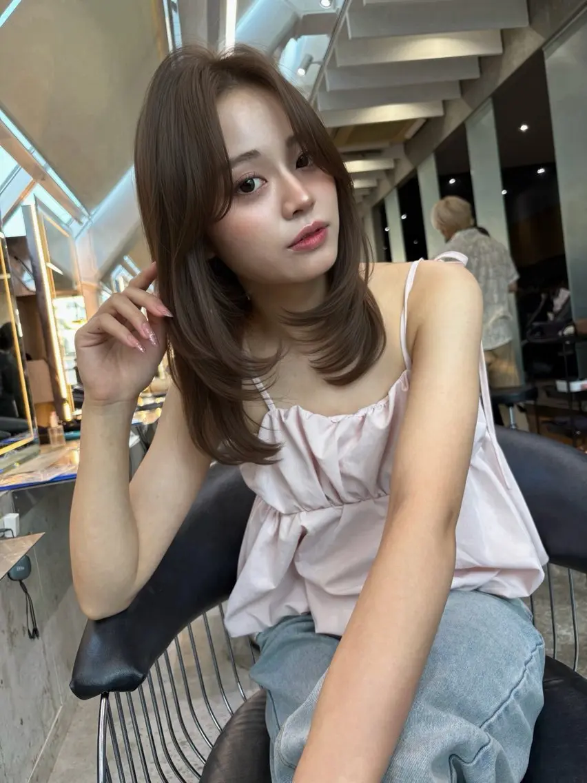 ミディアム カラー ヘアアレンジ ベージュカラー ブリーチ 透明感カラー ブリーチなしカラー 髪質改善 【博多髪質改善】 吉村　清志のヘアスタイル
