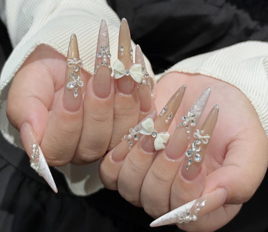 ネイル ハンドネイル エリ🫧 nail池袋東口のネイルデザイン