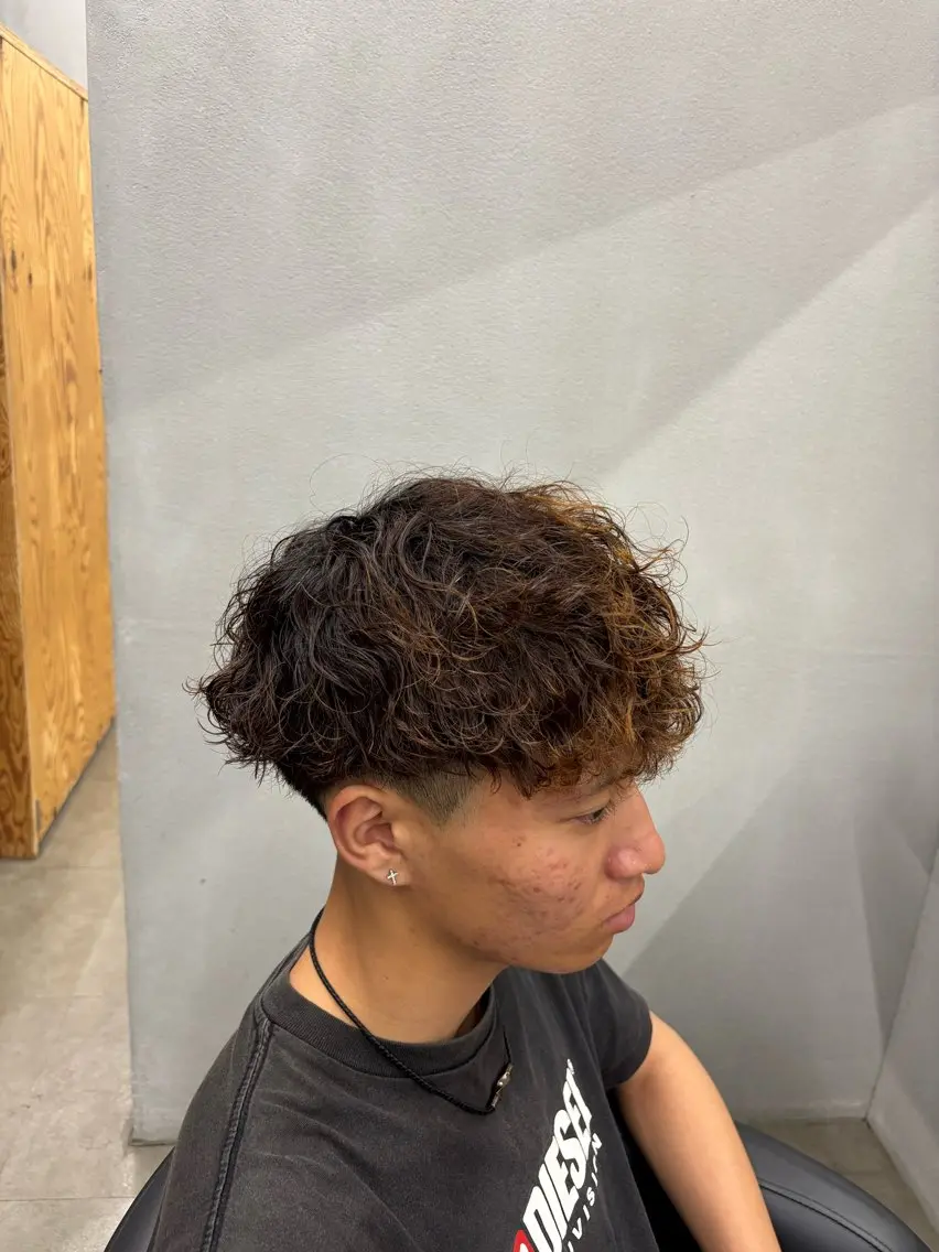パーマ メンズ mono / Manatoのヘアスタイル