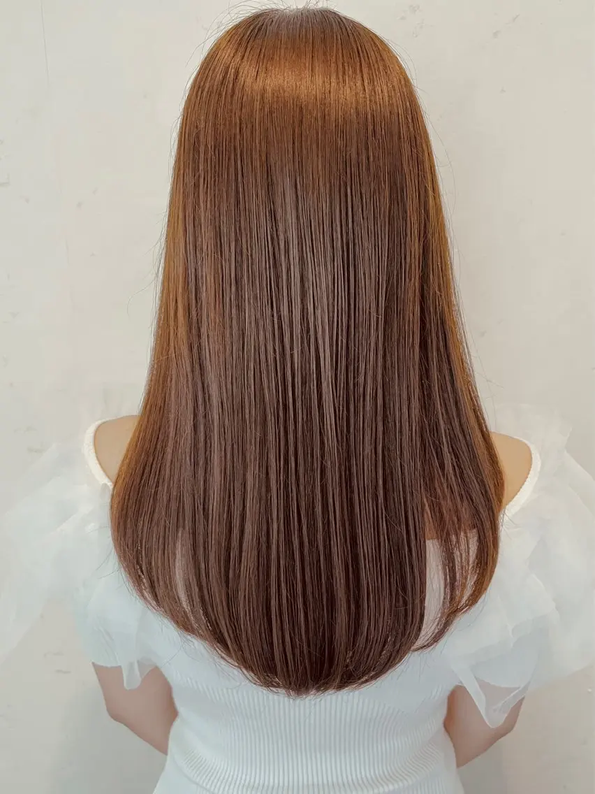 セミロング カラー 伊藤 さやかのヘアスタイル