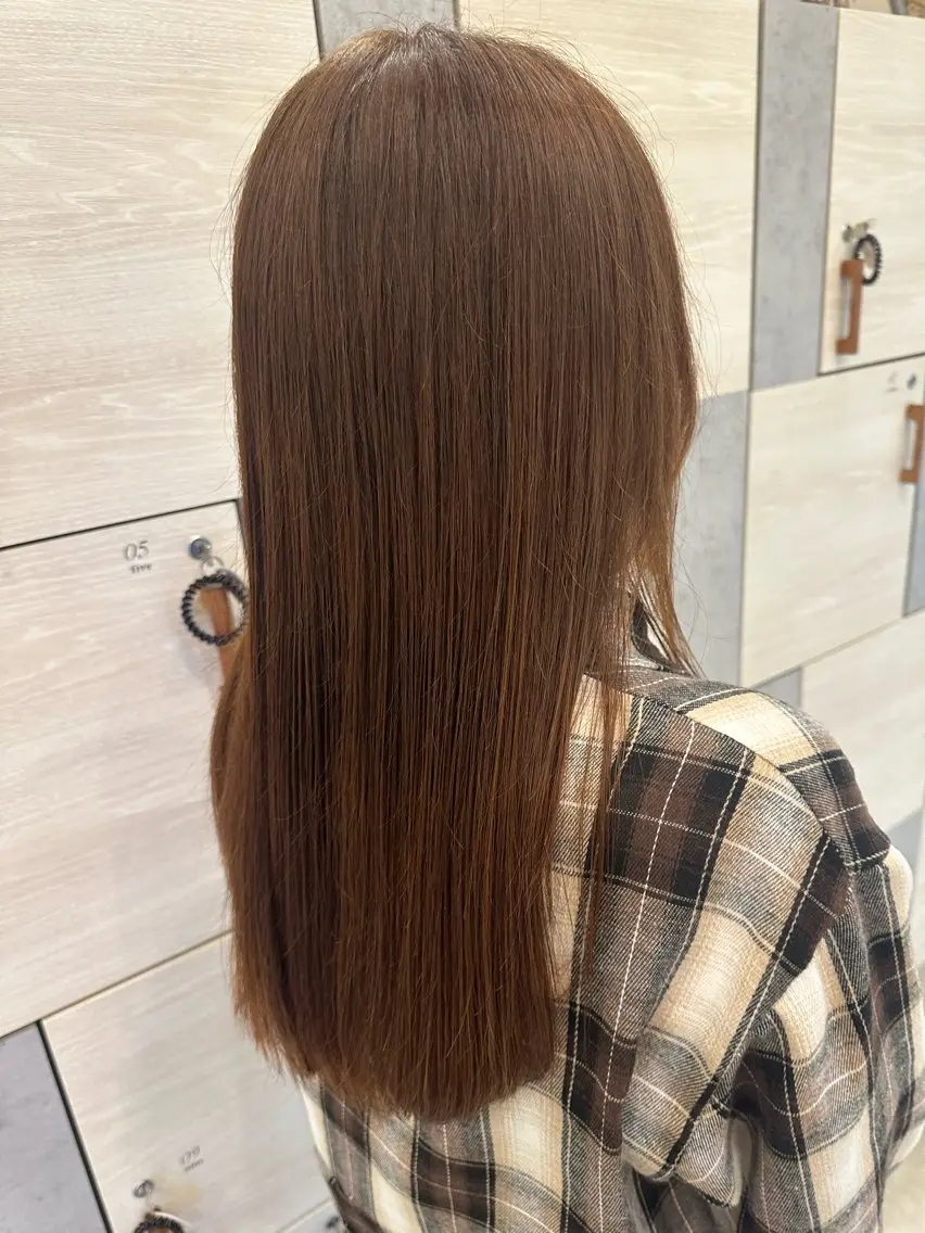 ロング カット ヘアカラー 白垣 凛のヘアスタイル