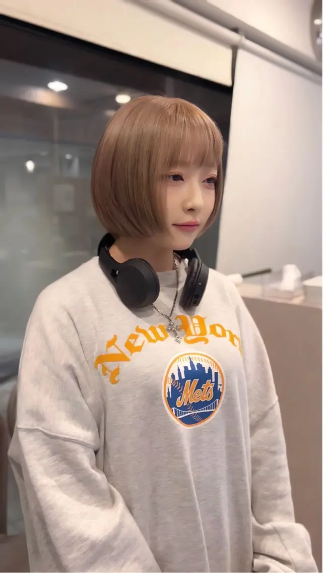 ショート カラー ベージュカラー ミルクティーベージュ ヘアカラー トリートメント エクステ⭐️艶カラー koukiのヘアスタイル