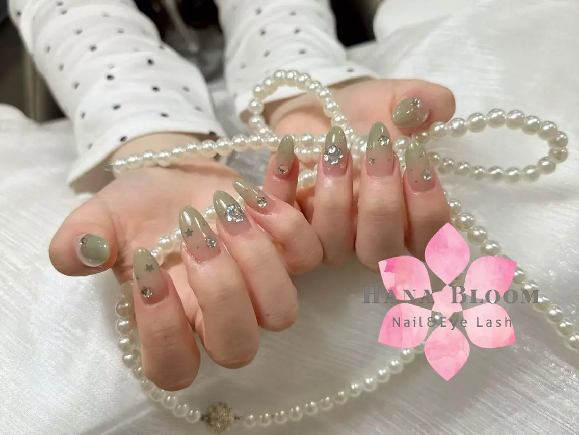 ネイル ハンドネイル ハンドケア HanaBloom 🩷ビンビンのネイルデザイン