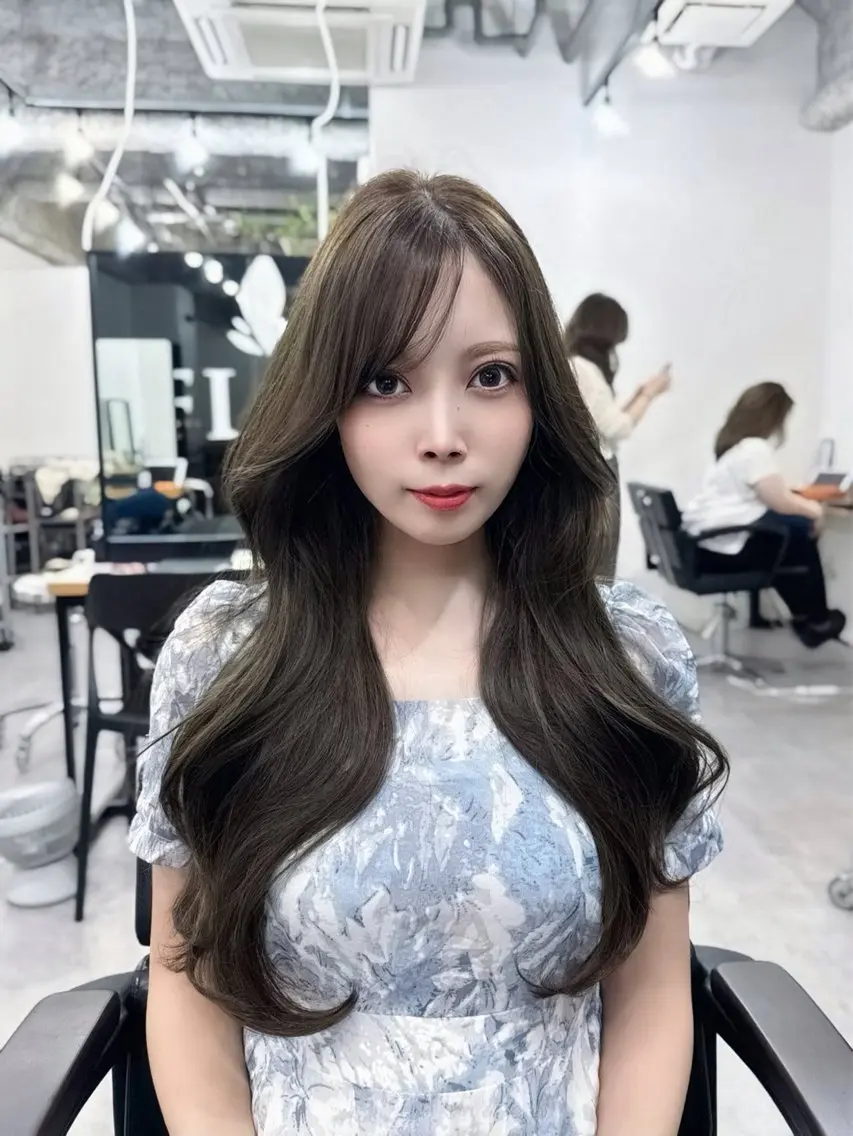 ロング のり🐼顔まわり/ 韓国/レイヤーカットのヘアスタイル