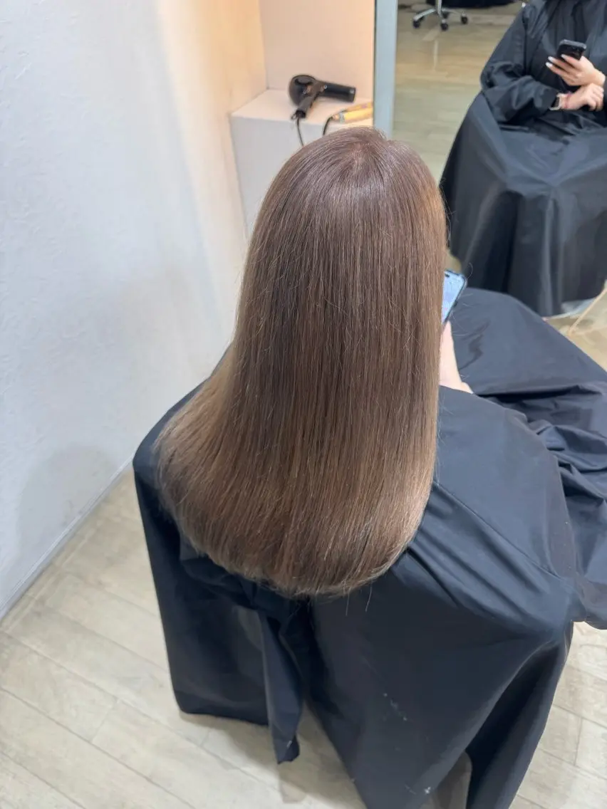 ロング ヘアカラー TIDEHAIR 悠愛のマツエク・マツパデザイン