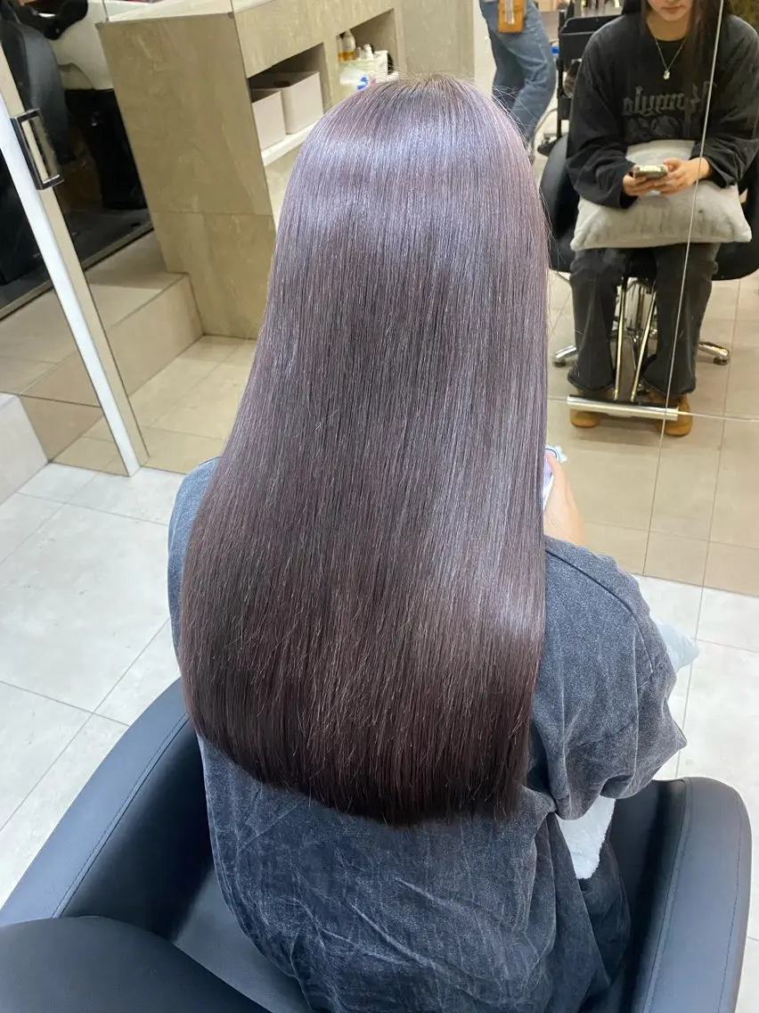 ロング カラー ブリーチ グレージュ ラベンダーカラー ラベンダーグレージュ ラベンダーグレー カット ヘアカラー 「似合わせ/髪質改善 《ワタル》」のヘアスタイル