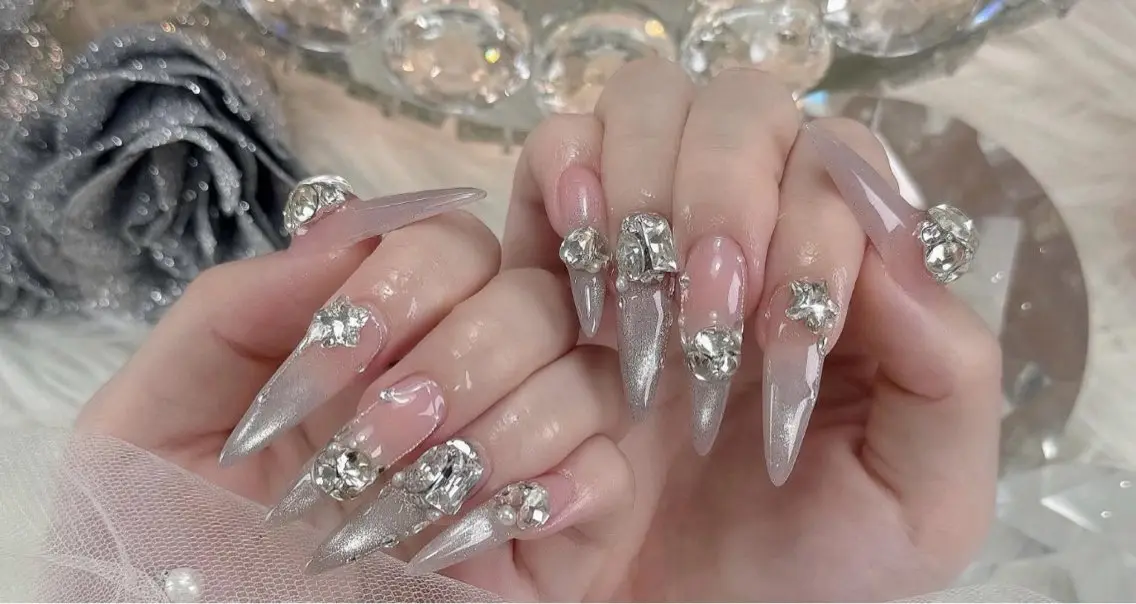ネイル ハンドネイル REI NAIL1のネイルデザイン