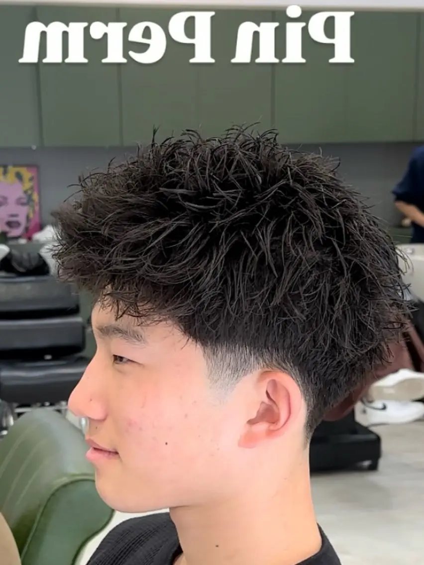 ショート パーマ メンズ カット パーマ 【メンズ専門】 聞谷 友貴矢のヘアスタイル