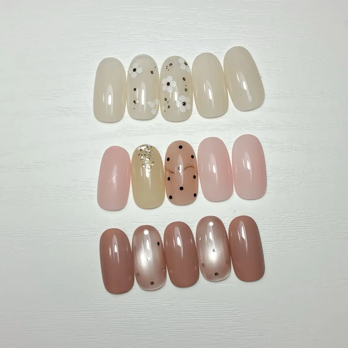 ネイル フットネイル 氷ネイル・うるうるネイル マグネットネイル ニュアンスネイル シンプルネイル ハンドネイル nail salon anoneのネイルデザイン