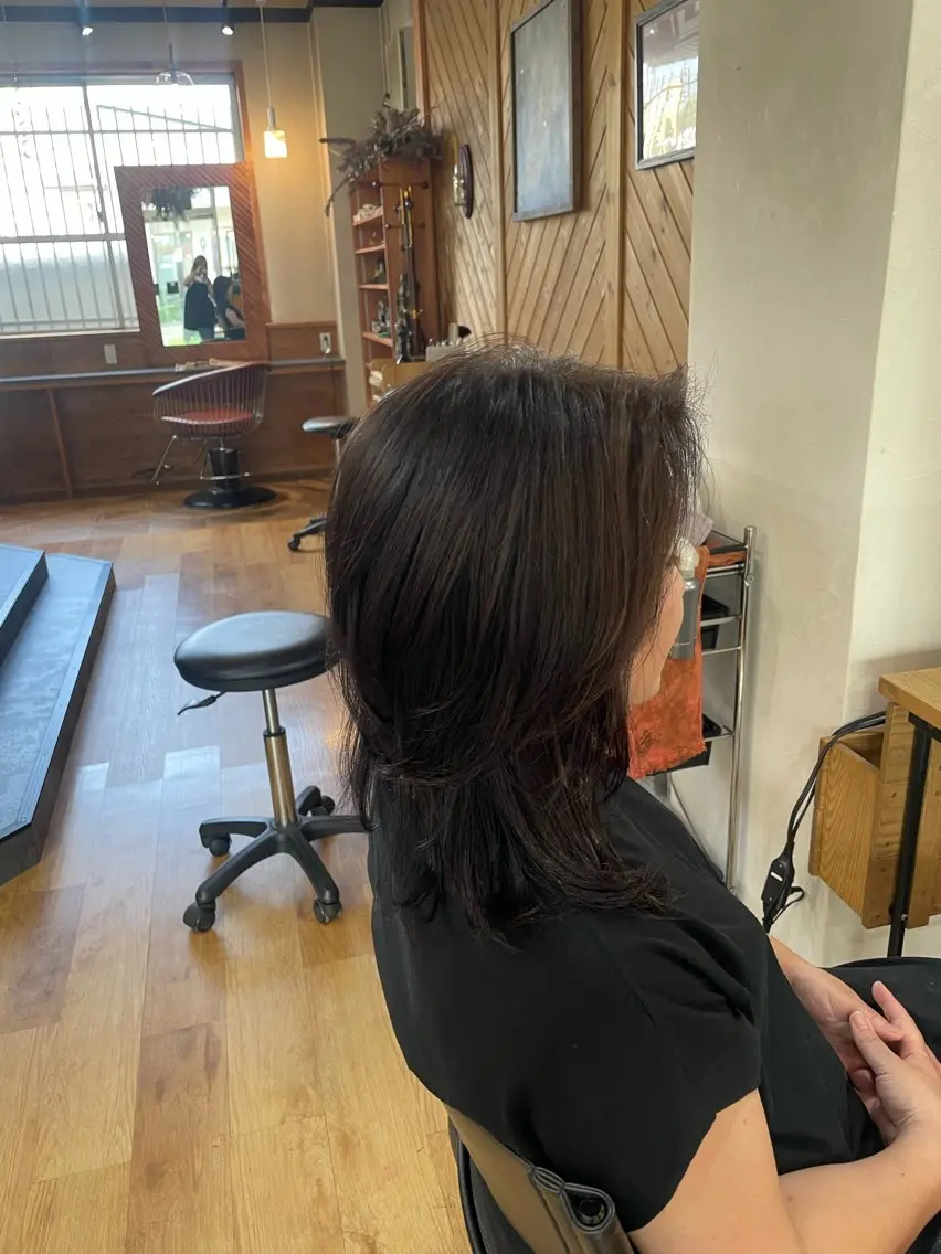 セミロング カット Nana 🫧のヘアスタイル