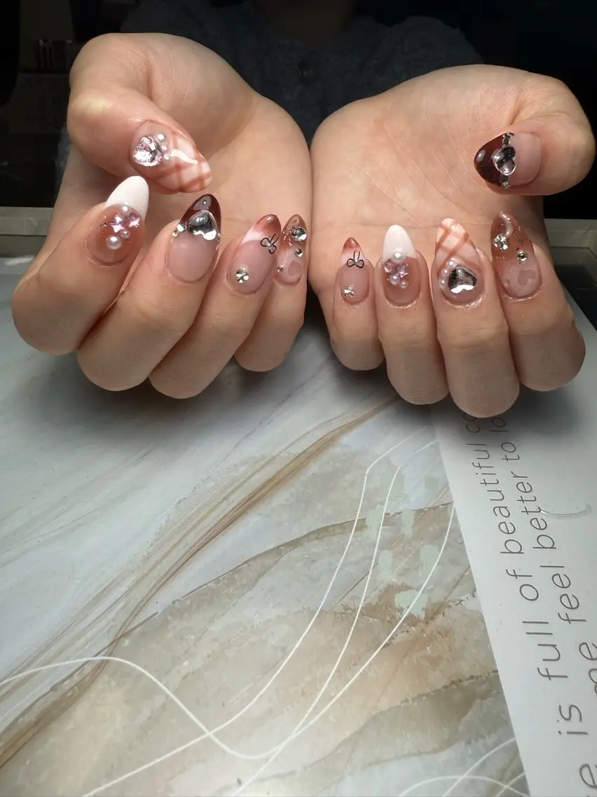 ネイル akina nailsのネイルデザイン
