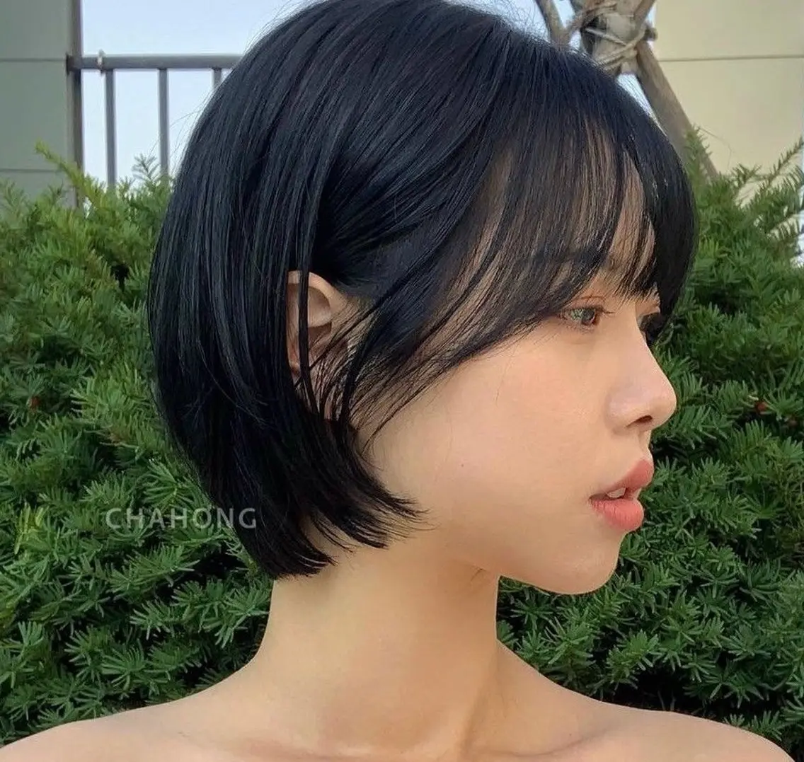 ショート ショートヘア 梨澤 百音のヘアスタイル
