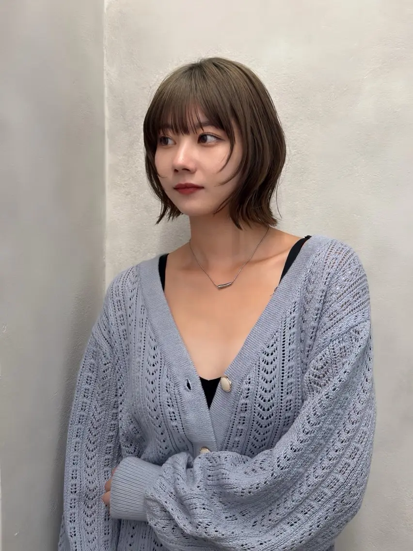 ミディアム ✨レイヤー・ブリーチ なしダブル特化✨のヘアスタイル