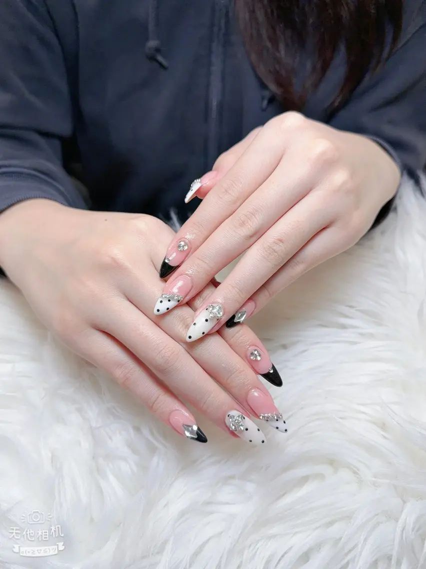 ネイル 長さ出し フレンチネイル グラデーション 韓国ネイル マグネットネイル ハンドネイル VB HEAVEN nailのネイルデザイン