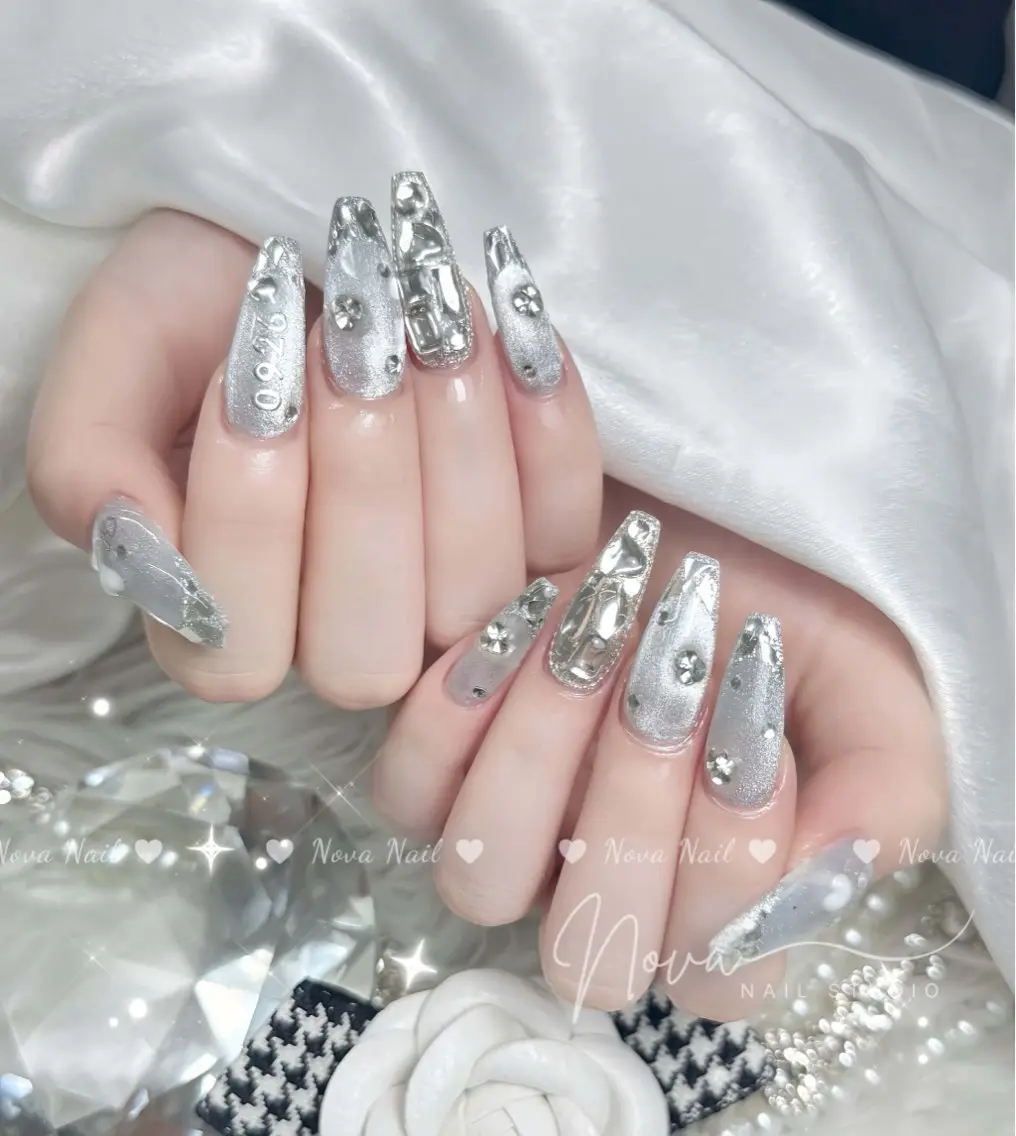 ネイル アートネイル ジェルネイル ガーリー ハート 韓国ネイル ハンドネイル ハンドケア Kitty Nail Novaのネイルデザイン