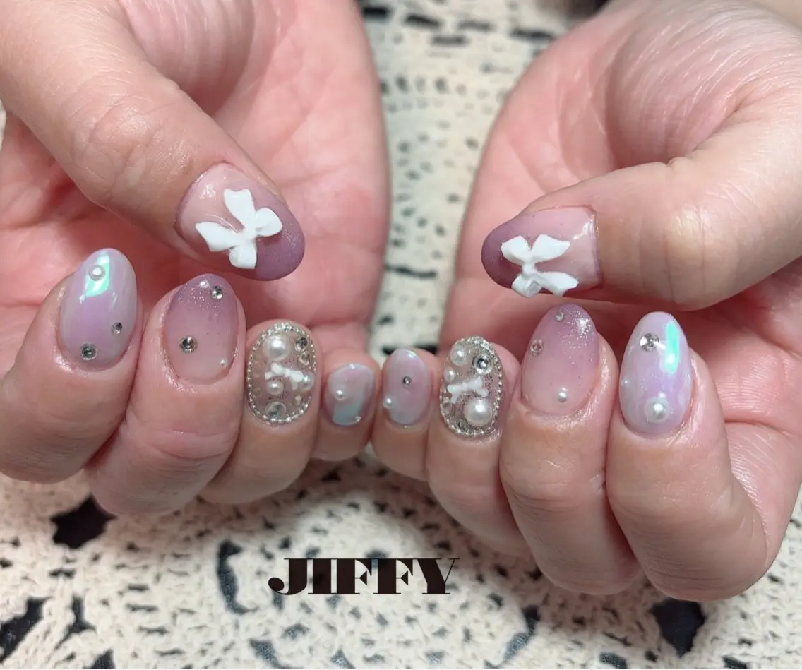 ミディアム JIFFY nailstudioのネイルデザイン