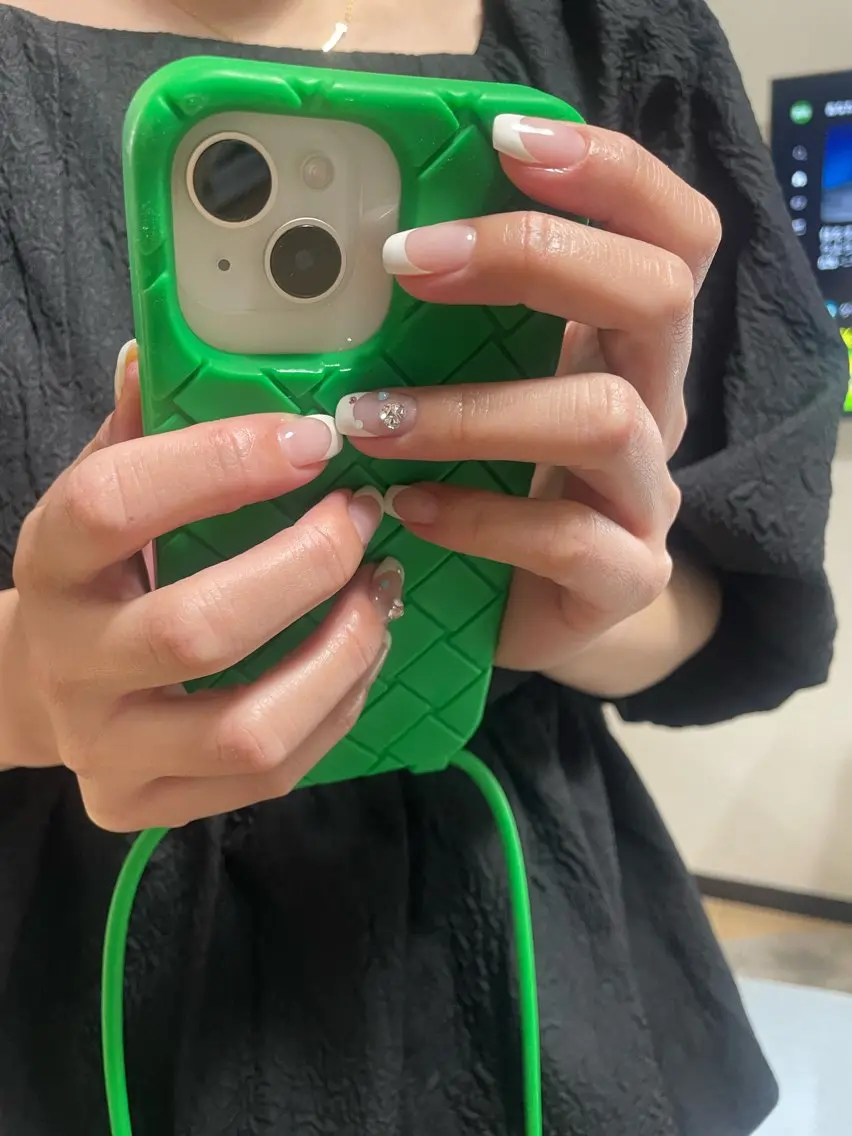 ネイル フレンチネイル salon te.のネイルデザイン