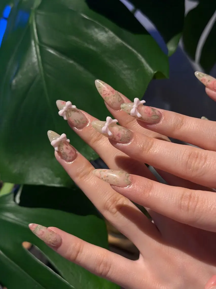 ネイル 韓国ネイル シンプルネイル ワンホンネイル ハンドネイル CoMo Nailのネイルデザイン