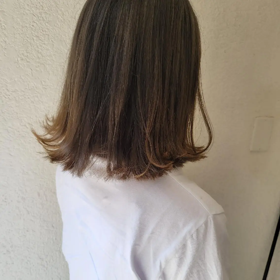 ミディアム カット ヘアカラー トリートメント 🇰🇷透明感×ハイ トーン🌟tomoのヘアスタイル