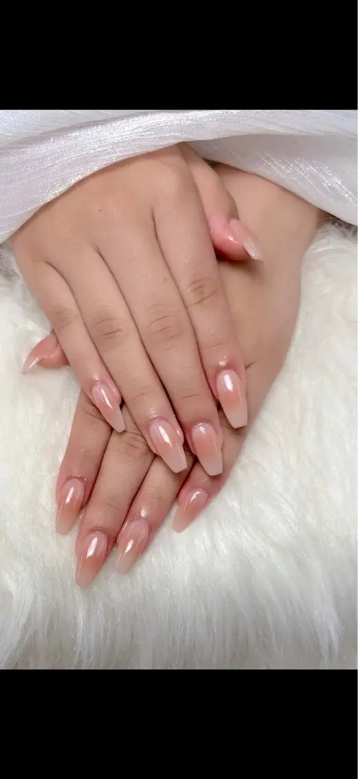ネイル アートネイル ボルドー フレンチネイル ジェルネイル 氷ネイル・うるうるネイル ハンドネイル Julie NailSalonのネイルデザイン
