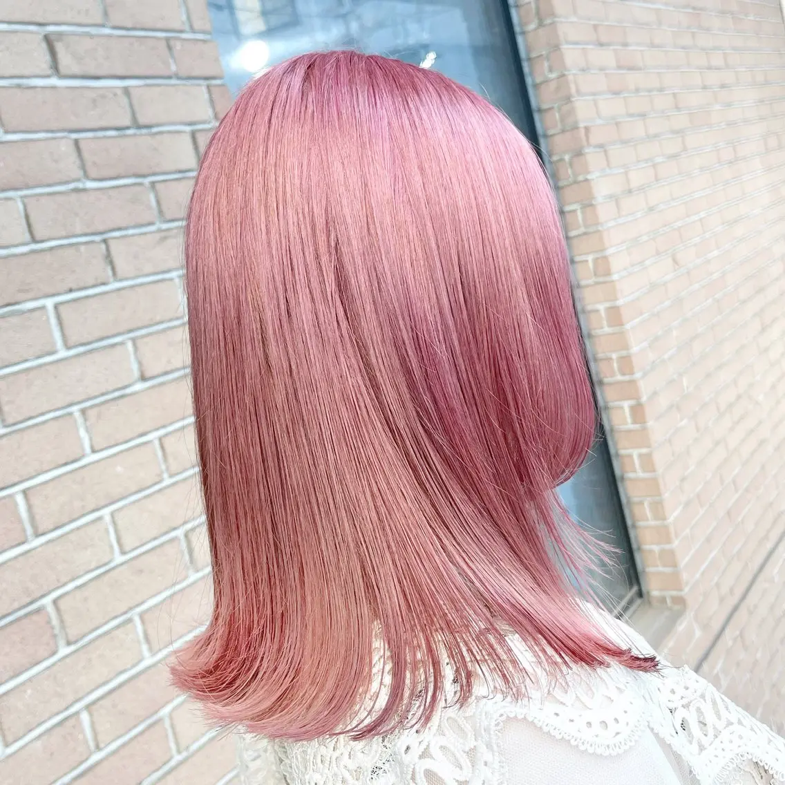 ミディアム カラー ブリーチ ヘアカラー ピンク系カラー💗 ヘアセット特化のヘアスタイル