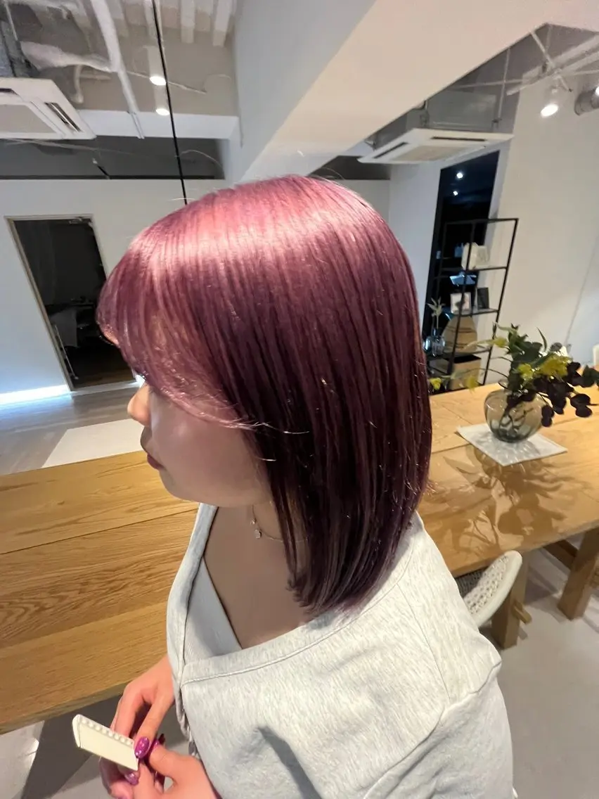 カラー ラベンダーカラー ピンクカラー ピンクラベンダー ニトウ レイナのヘアスタイル