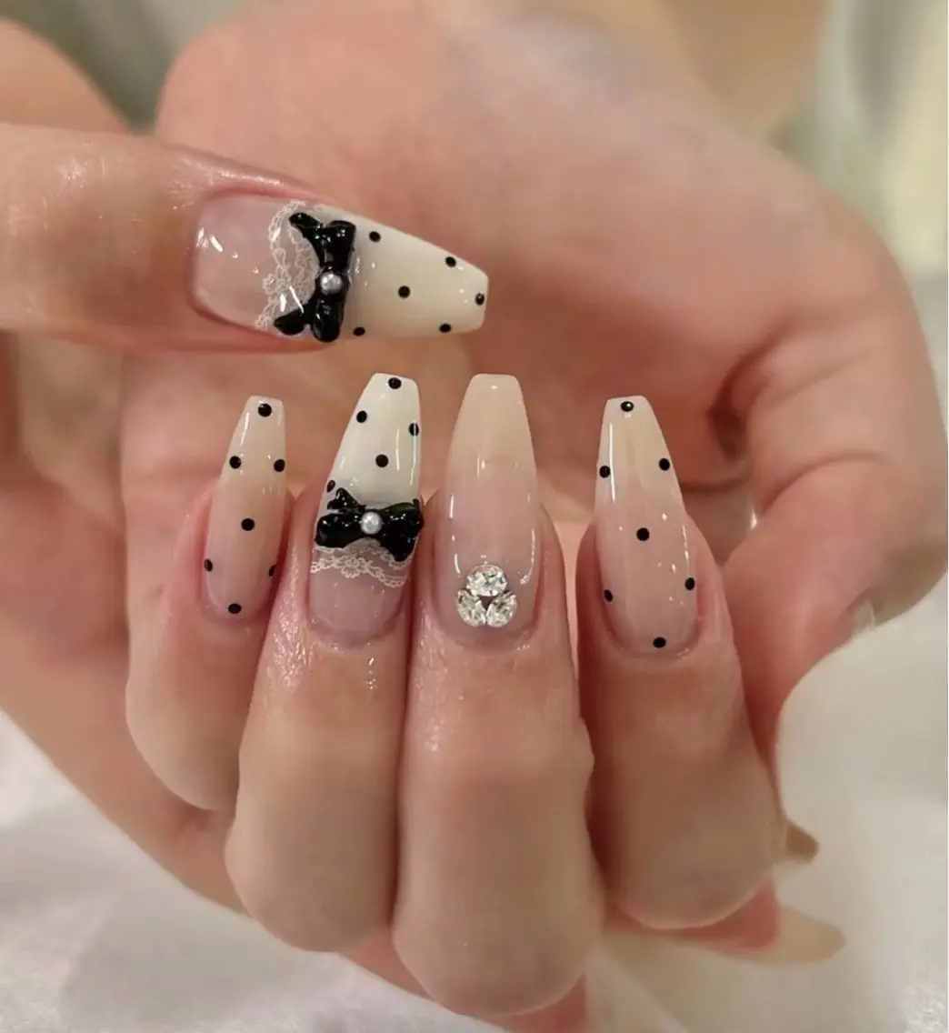 ネイル ハンドネイル Queeens nailのネイルデザイン