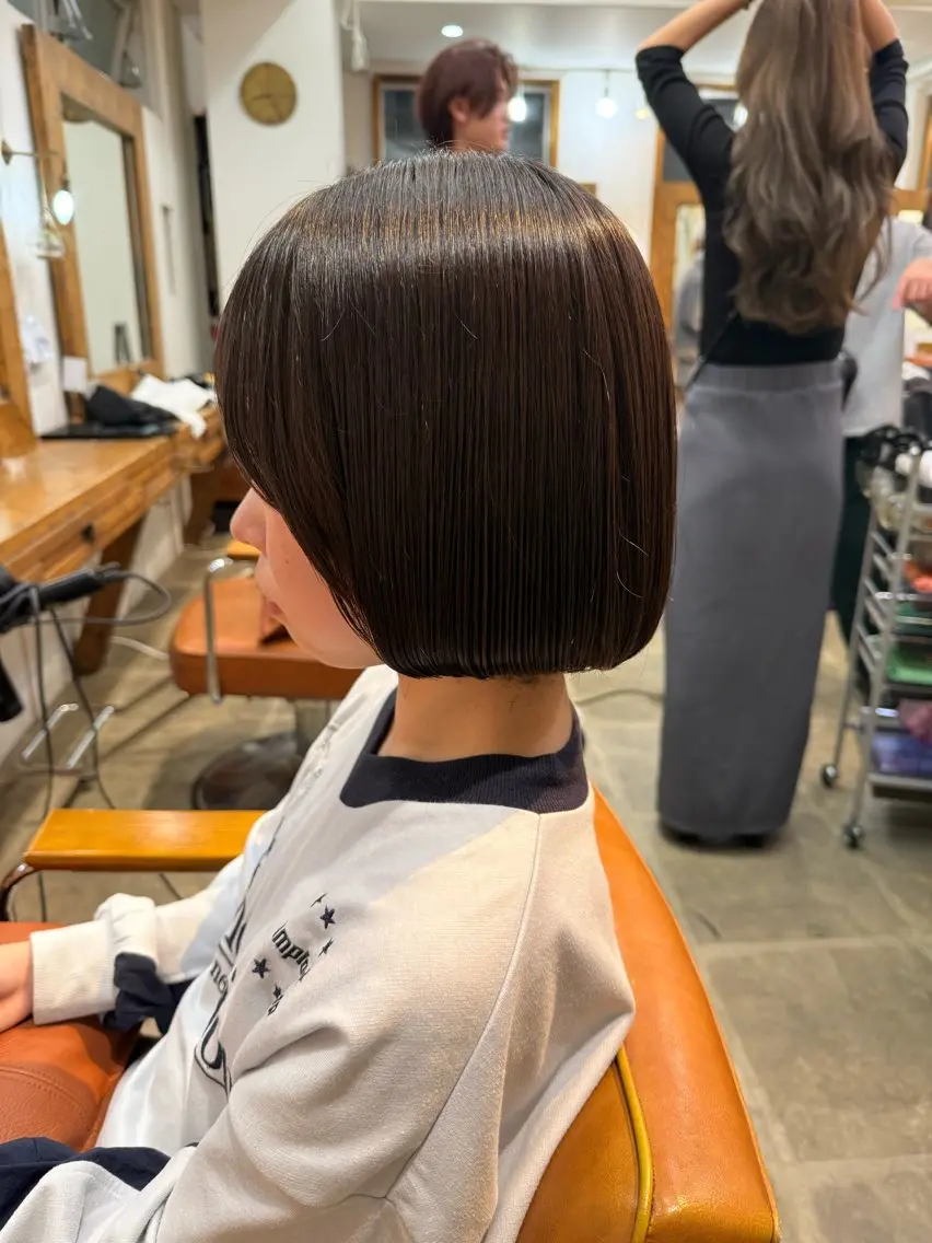 ショート レディースカット 川添佑斗のヘアスタイル