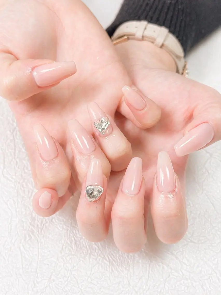 ネイル ガーリー ハート キラキラネイル 韓国ネイル ロングネイル nailist yuiのネイルデザイン
