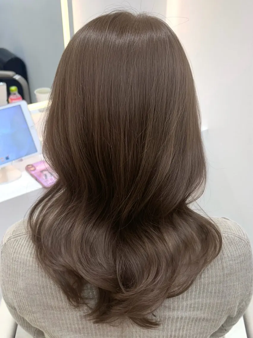 セミロング カラー カット ヘアカラー トリートメント ダブルカラー髪質改善 /Annaのヘアスタイル