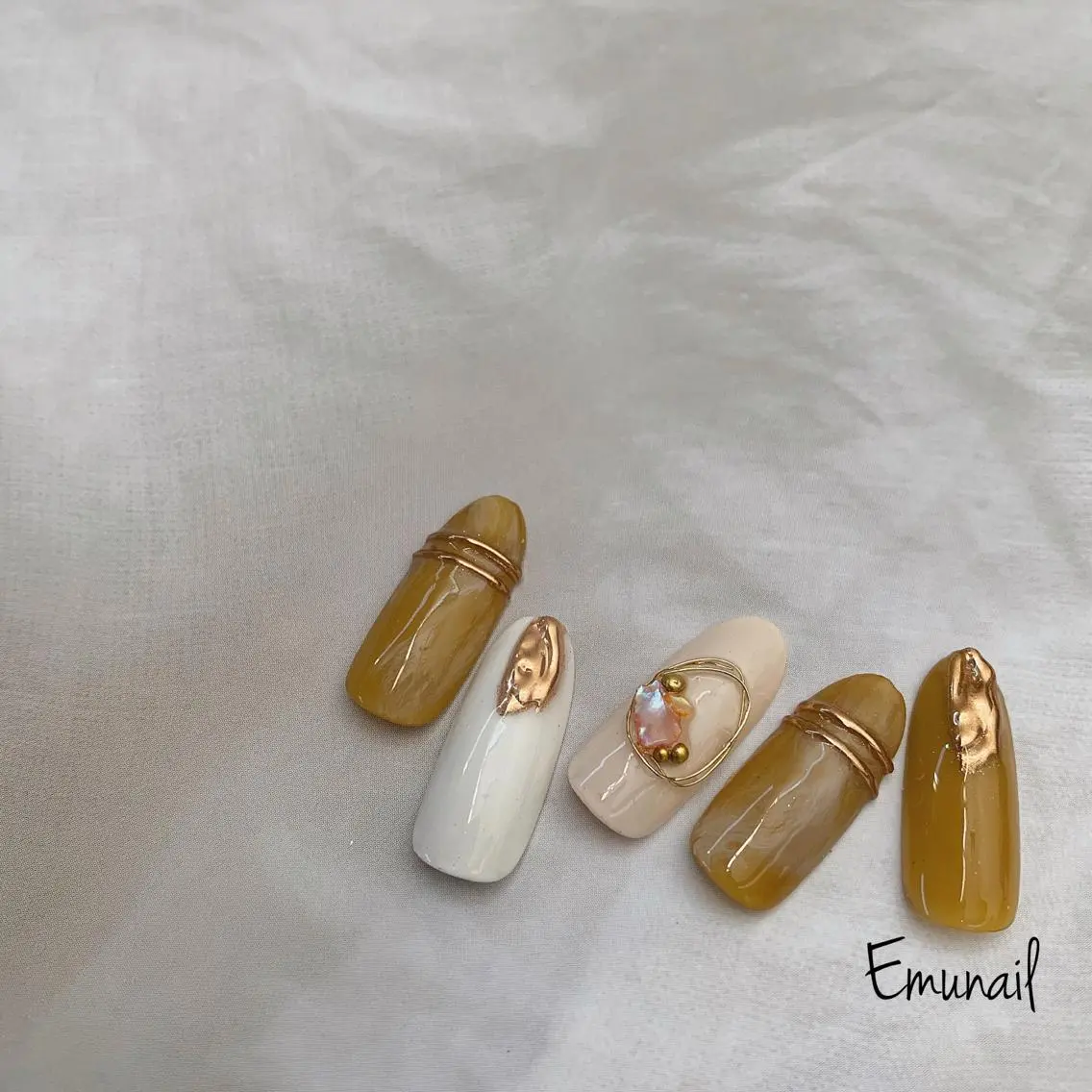 ネイル ハンドネイル Emu Nailのネイルデザイン
