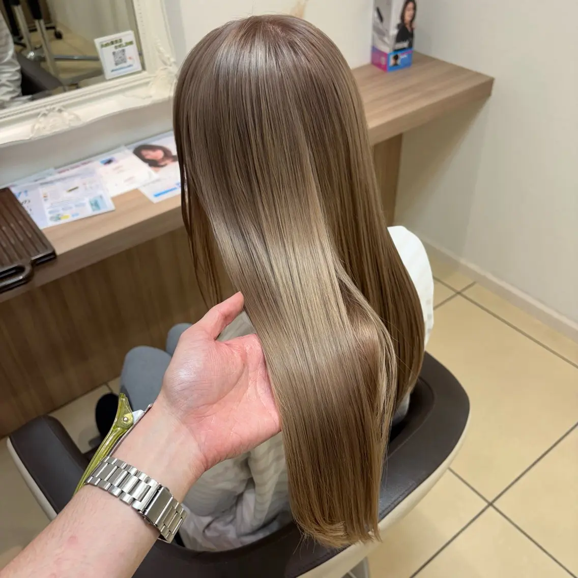 ロング カット ヘアカラー 透明感カラー/ 松井克樹のヘアスタイル