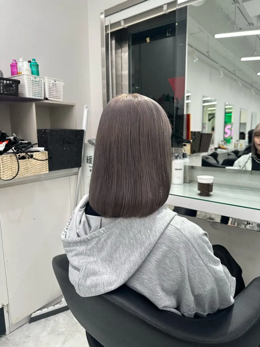 セミロング カラー ヘアカラー トリートメント ヘッドスパ ヘアセット ❄最強かわいいカラー ❄️MINA❄️のヘアスタイル
