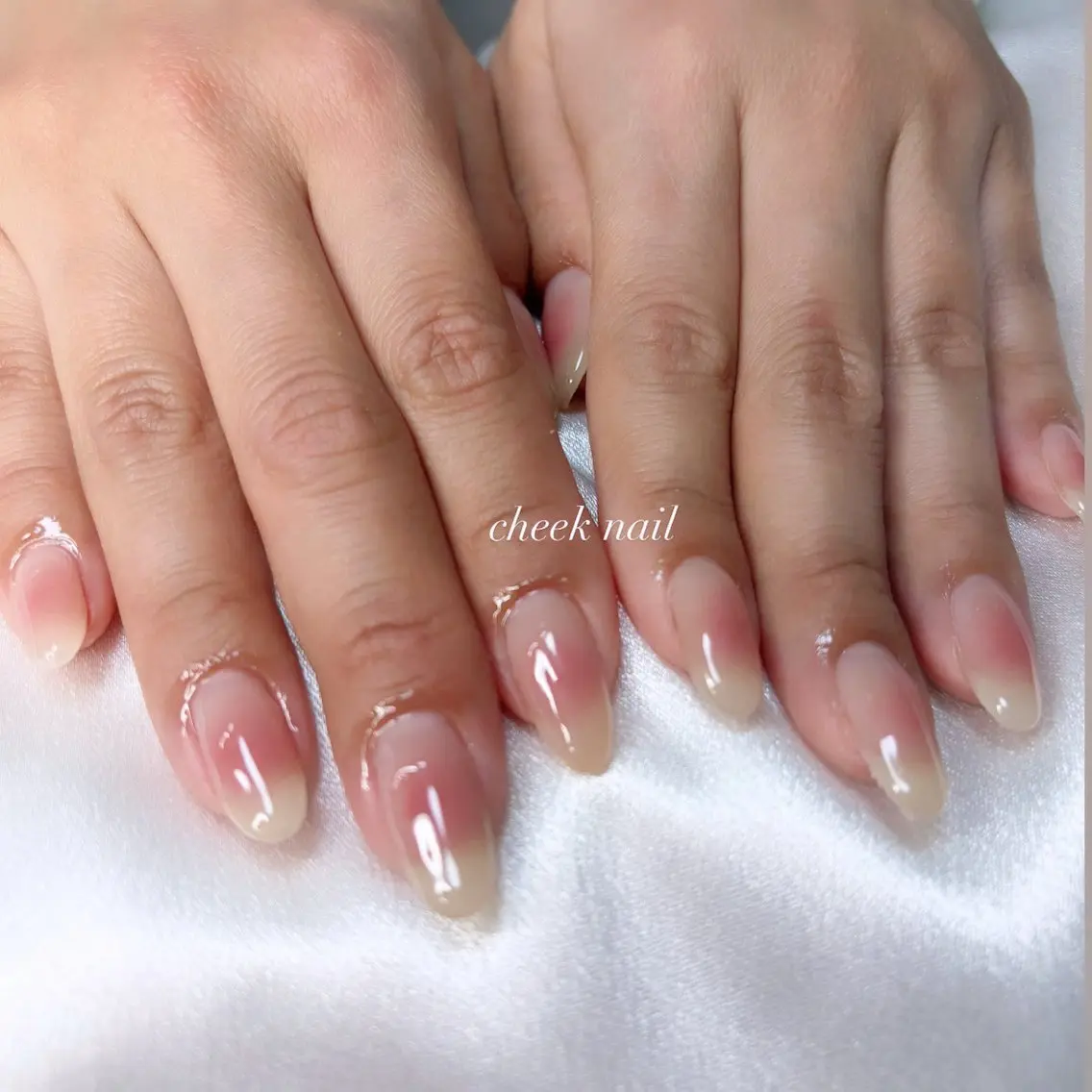 ミディアム ハンドネイル soin.nail aiのネイルデザイン
