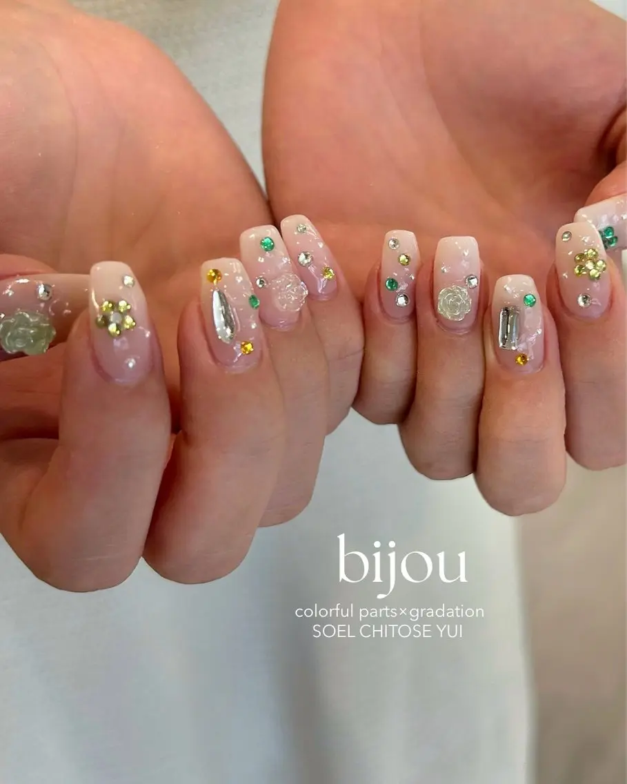 ネイル グラデーション ハンドネイル CHITOSE 結衣のネイルデザイン