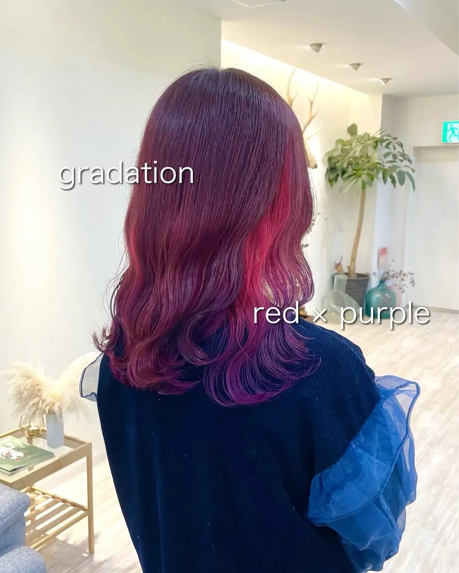 セミロング カラー ゆさこのか ダブルカラー／縮毛のヘアスタイル