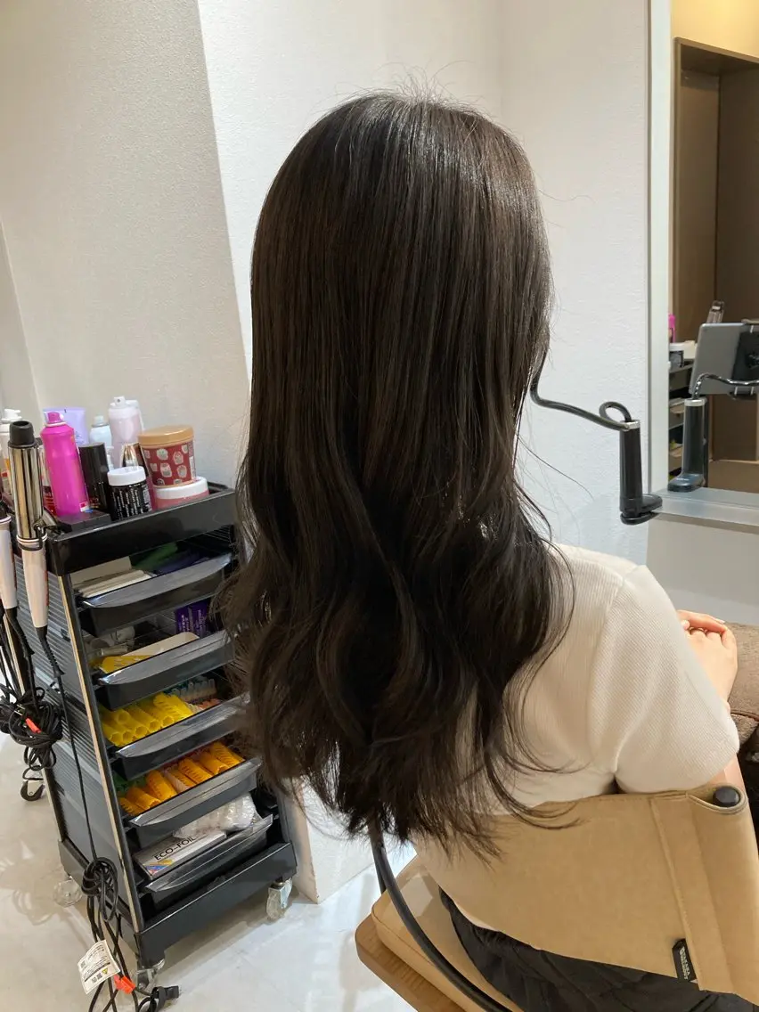 ロング カット ヘアカラー トリートメント ✨色持ちの良い艶 カラー✨蟹江真世のヘアスタイル