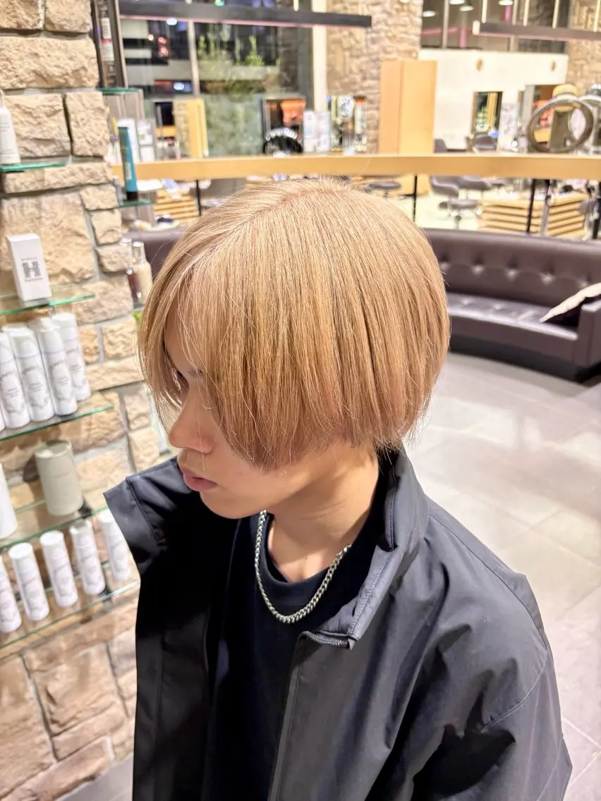 カラー メンズ ヘアカラー airi🌺カラー /特殊ヘア⛓️🖤のヘアスタイル