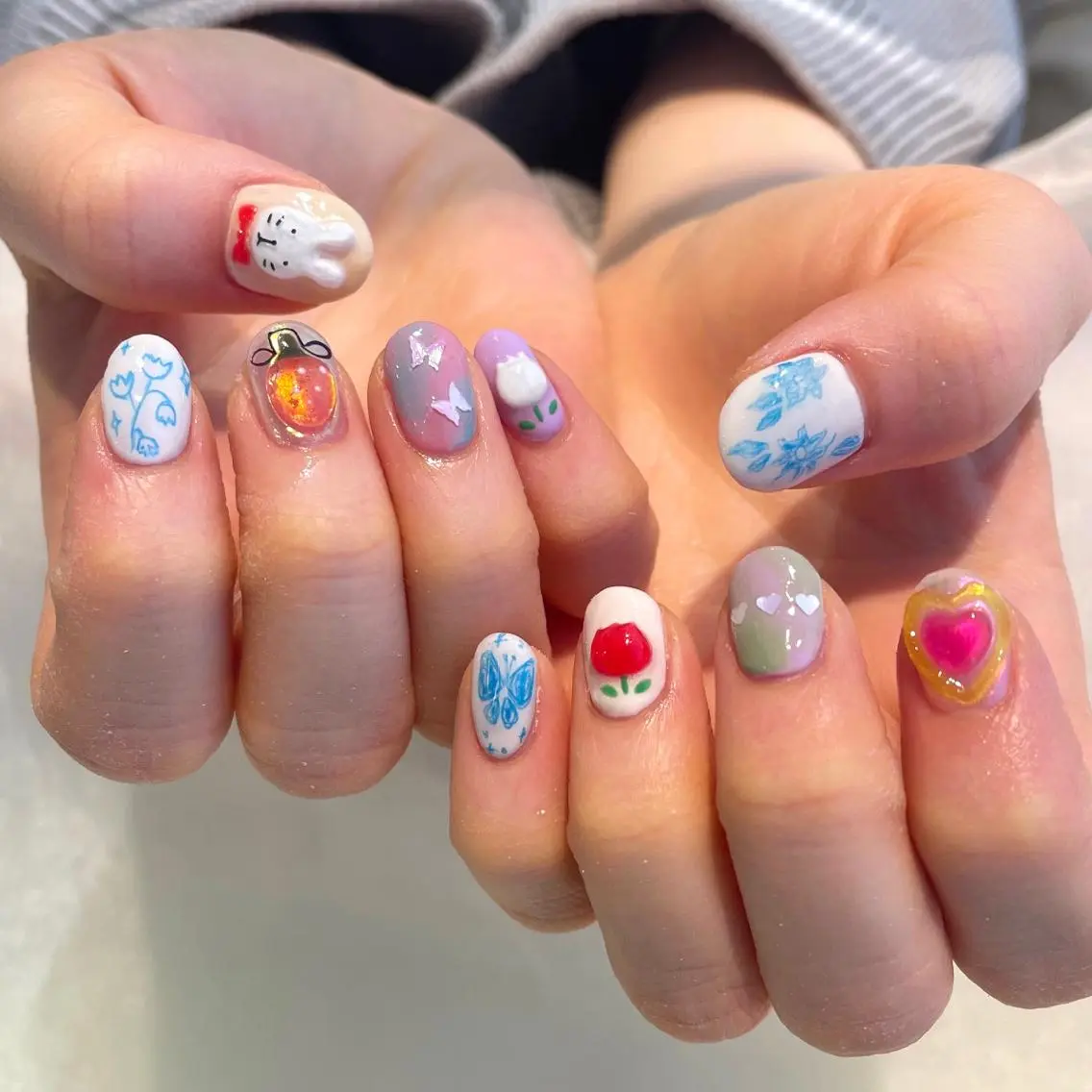 ネイル ハンドネイル 新井 ひなののネイルデザイン