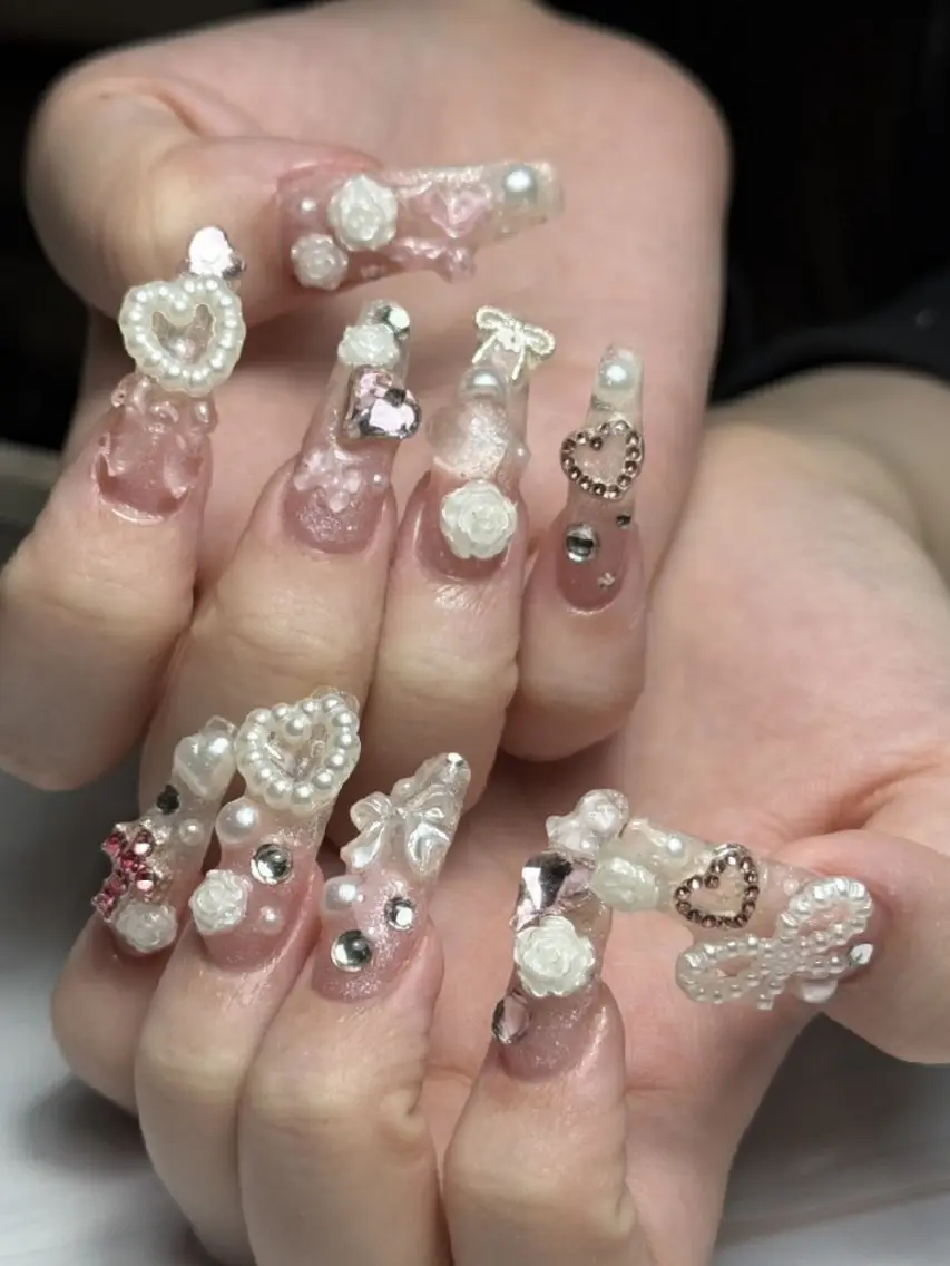 チップ長さ出し＋シンプルデザイン＋パーツ付け放題の写真