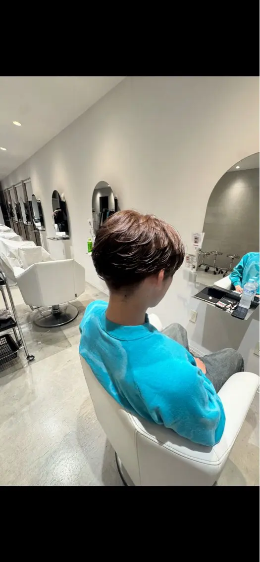カラー 佐々木 実樹のヘアスタイル