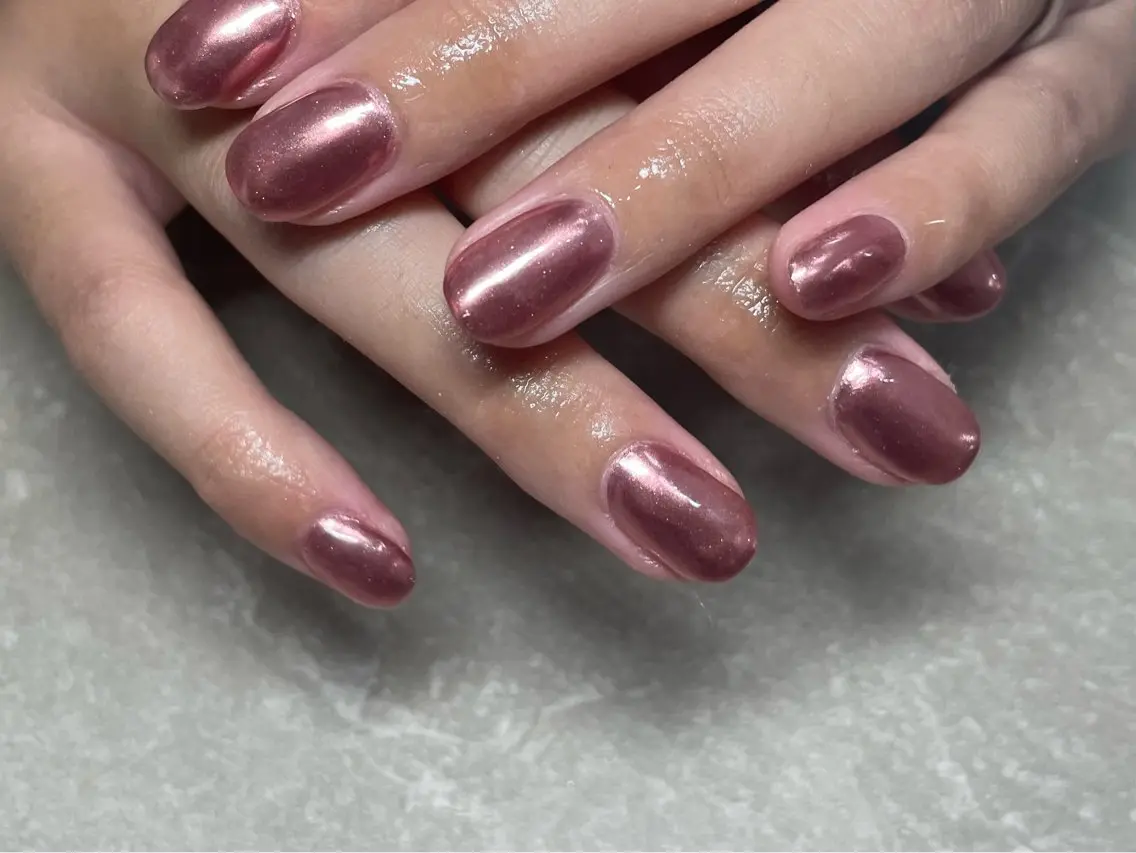 ネイル LAVISH 大和店 emi・:*+のネイルデザイン