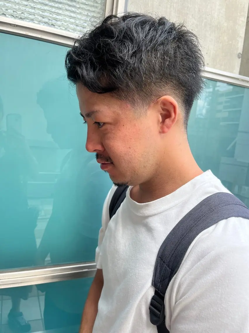 ショート メンズ メンズブリーチ メンズハイライト メンズインナーカラー メンズ韓国風 ボブ カット ヘアカラー トリートメント ヘッドスパ 久木原 ゆりのヘアスタイル