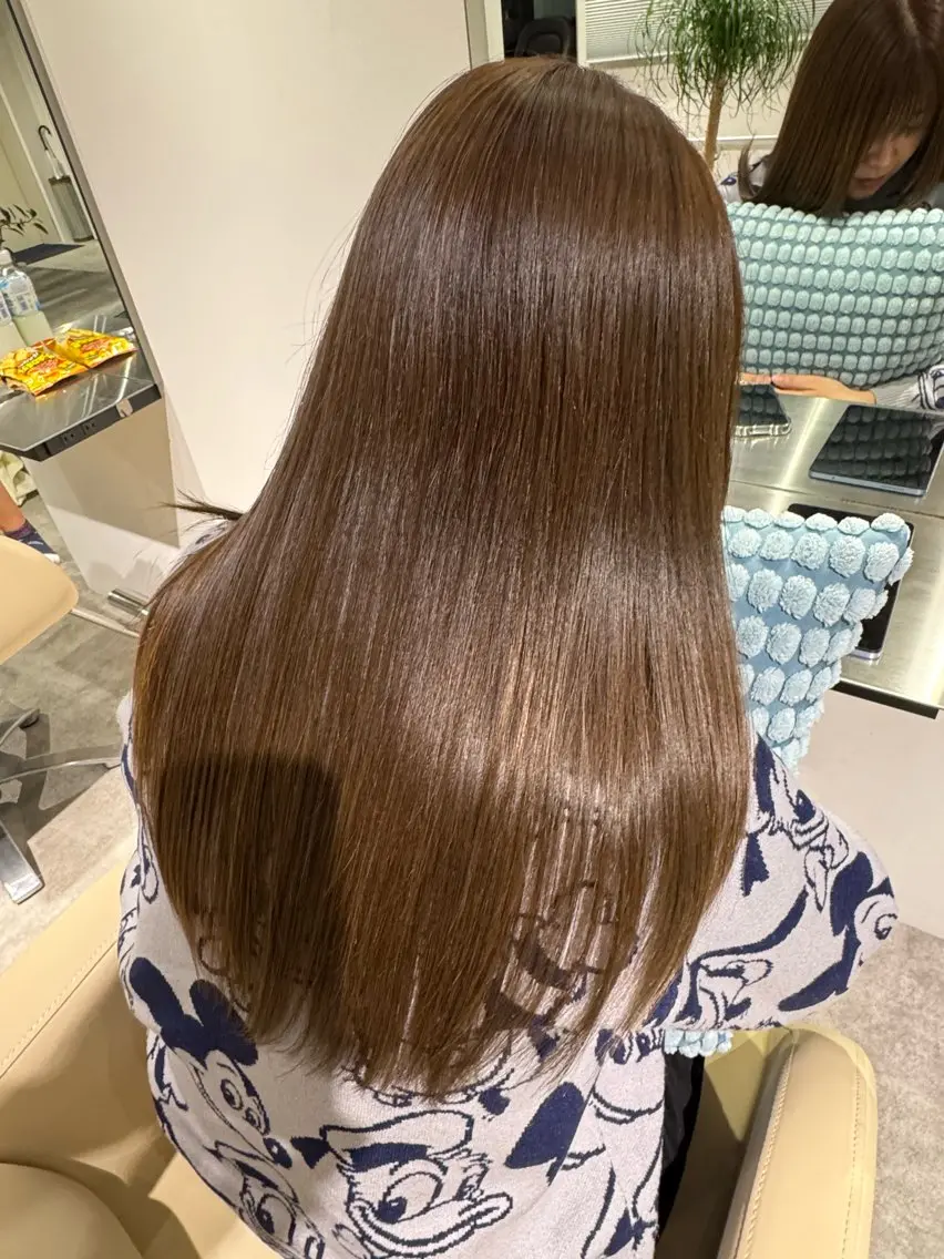 ロング カラー ベージュカラー ブリーチ ヘーゼル ブリーチなしカラー 髪質改善 カット ヘアカラー トリートメント 夜23時まで予約🉑 reverieあきらのヘアスタイル
